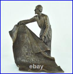 Statue Sculpture Marchand de tapis Oriental Style Art Deco Style Art Nouveau Bro