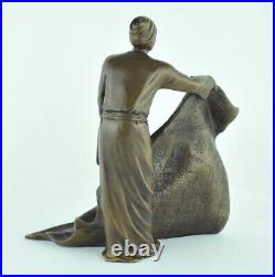 Statue Sculpture Marchand de tapis Oriental Style Art Deco Style Art Nouveau Bro