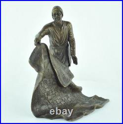 Statue Sculpture Marchand de tapis Oriental Style Art Deco Style Art Nouveau Bro