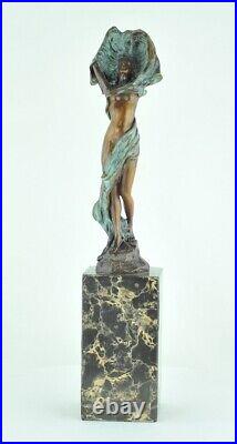 Statue Sculpture Sexy Style Art Deco Style Art Nouveau Bronze massif Signe