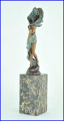 Statue Sculpture Sexy Style Art Deco Style Art Nouveau Bronze massif Signe