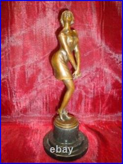 Statue Sculpture Sexy Style Art Deco Style Art Nouveau Bronze massif Signe