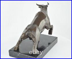 Statue Sculpture Taureau Animalier Style Art Deco Style Art Nouveau Bronze massi