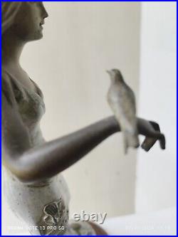 Superbe Sculpture Art Nouveau Femme Et Oiseau Métal Patiné Guillemin