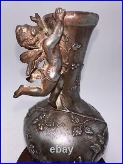 Vase au Putto époque Art Nouveau