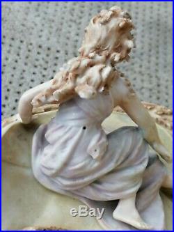 Vase soliflore sculpture Céramique art nouveau femme nénuphar cygne