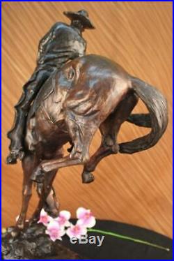 Vieux Ouest Cowboy avec Cheval Bronze Sculpture Art Remington Figurine Solde