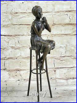 Vintage Bronze Fonte Petit Fille Assis Sur Chaise Sculpture Art Nouveau Deco