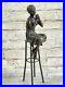 Vintage-Bronze-Fonte-Petit-Fille-Assis-Sur-Chaise-Sculpture-Art-Nouveau-Deco-01-mu