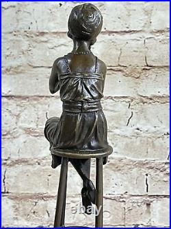 Vintage Bronze Fonte Petit Fille Assis Sur Chaise Sculpture Art Nouveau Solde