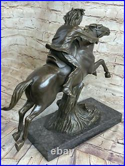 Vintage Bronze Métal Sculpture Western Style Art Nouveau Deco Antoine Bofill Art